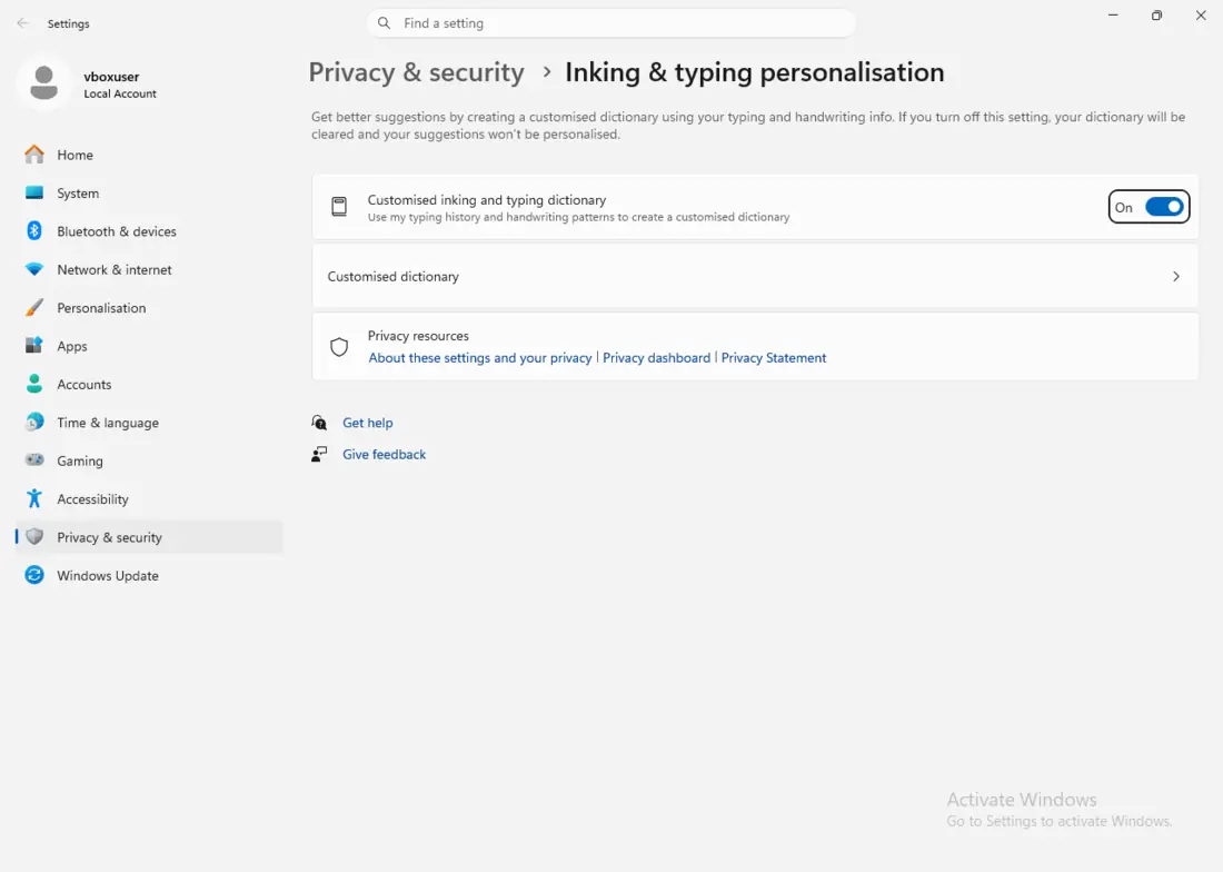 Windows 11 Inking & typing personalization: the custom typing dictionary toggle